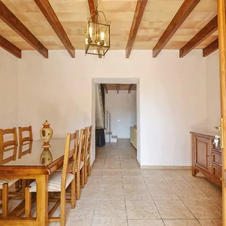 Gemuetlich Eingerichtetes Mit Pool In Der Naehe Von Porto Cristo Holiday home